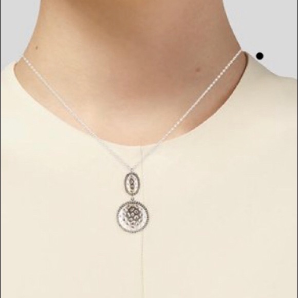 14 kt double diamond disc pendant - Picture 2 of 3